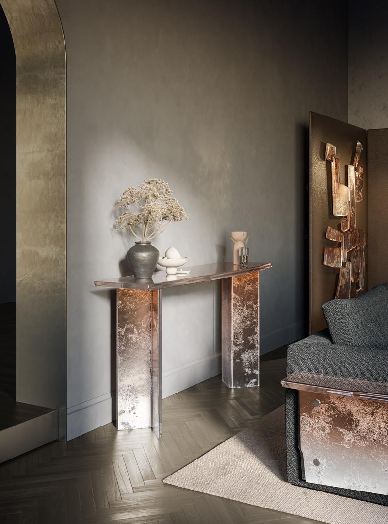 Paganelo Console in bronze shaded baked glass