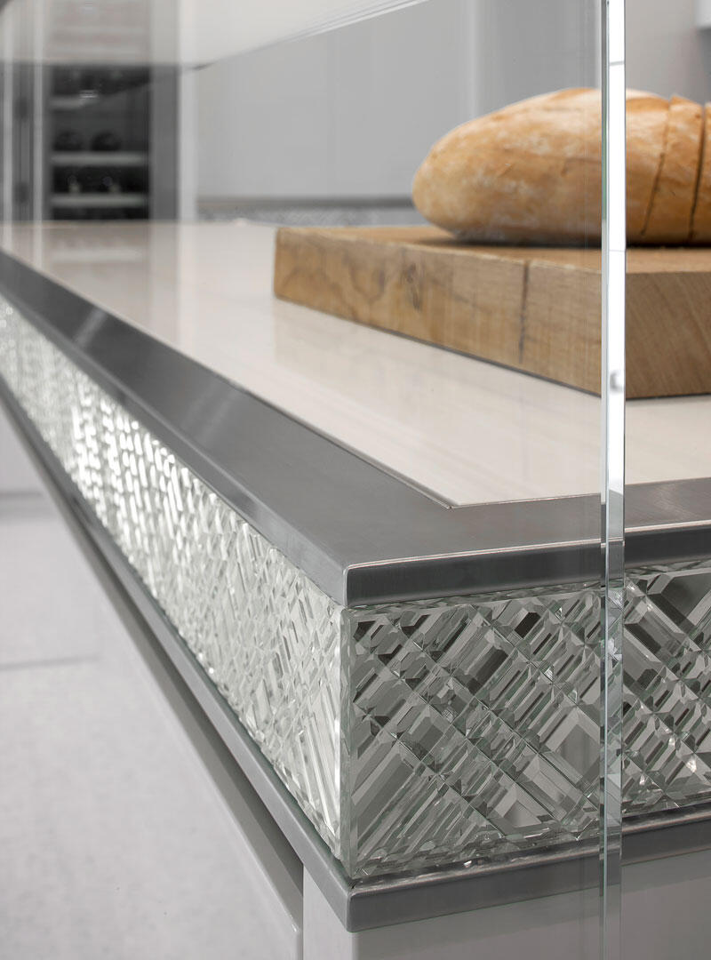 Criss Cross decor | Handmade etchings on glass